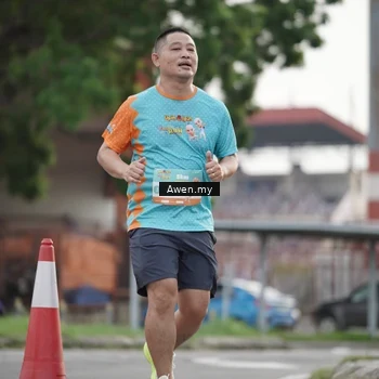 Runner Photo 8334531