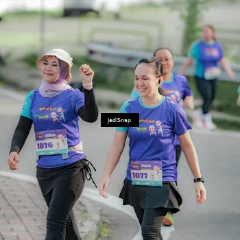 Runner Photo 8334537