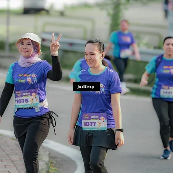 Runner Photo 8334540