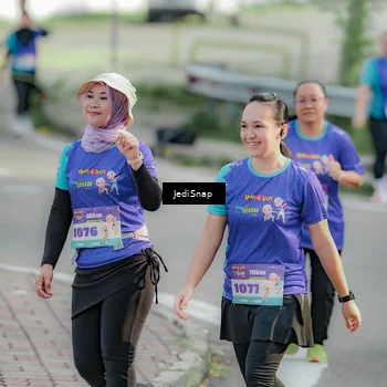 Runner Photo 8334547