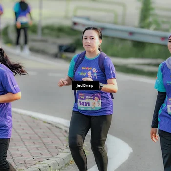 Runner Photo 8334556