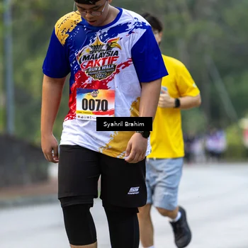 Runner Photo 8334572