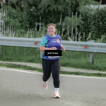 Runner Photo 8334574