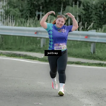 Runner Photo 8334578