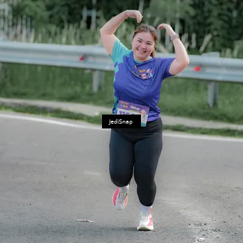 Runner Photo 8334592