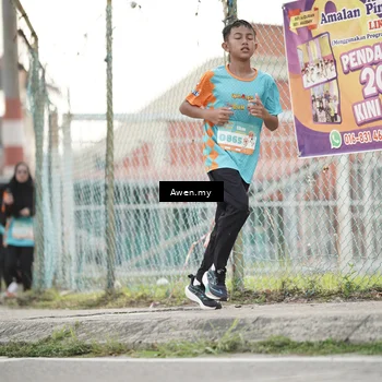 Runner Photo 8334599