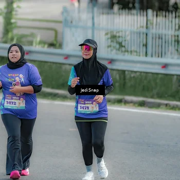 Runner Photo 8334602