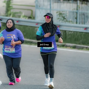 Runner Photo 8334604
