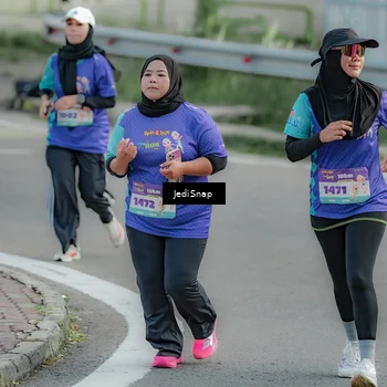 Runner Photo 8334607