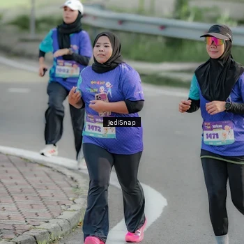 Runner Photo 8334615
