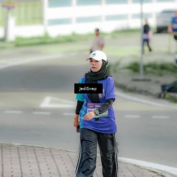 Runner Photo 8334625