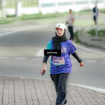Runner Photo 8334627