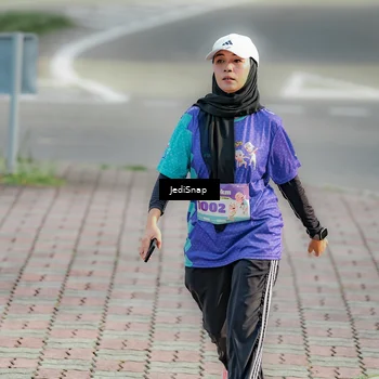 Runner Photo 8334653