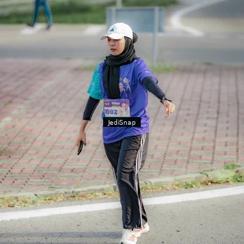 Runner Photo 8334672