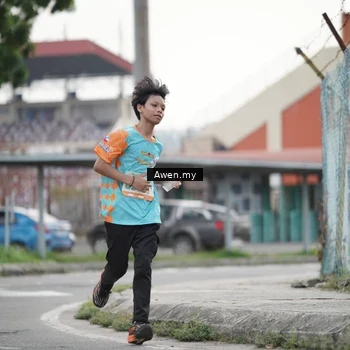 Runner Photo 8334677