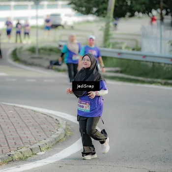 Runner Photo 8334730