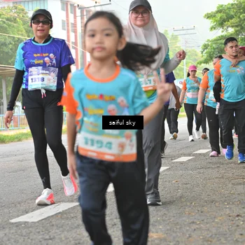 Runner Photo 8334736