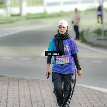 Runner Photo 8334740