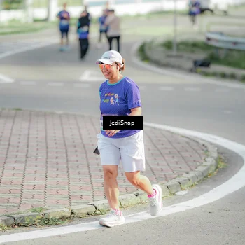 Runner Photo 8334762