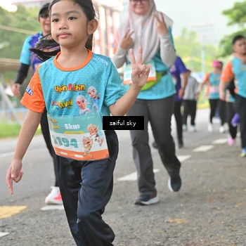 Runner Photo 8334772