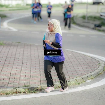 Runner Photo 8334802