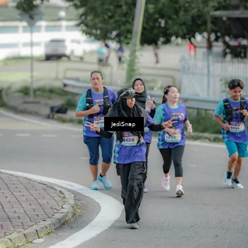 Runner Photo 8334837