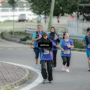 Runner Photo 8334838