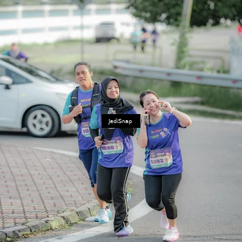 Runner Photo 8334877
