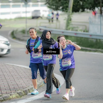 Runner Photo 8334901