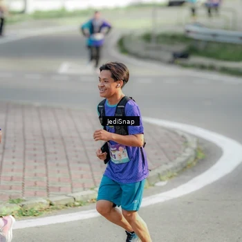 Runner Photo 8334903
