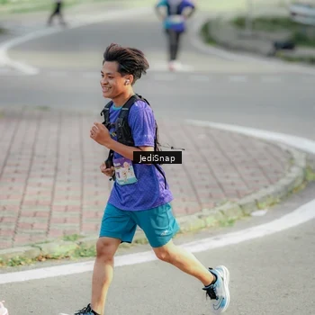 Runner Photo 8334904
