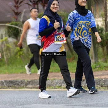 Runner Photo 8334907