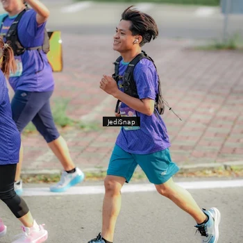 Runner Photo 8334911