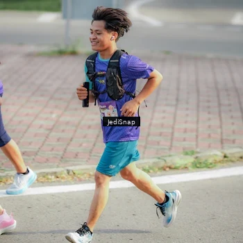 Runner Photo 8334916