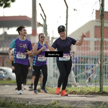 Runner Photo 8334923