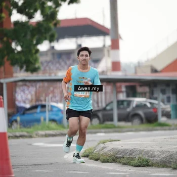 Runner Photo 8334932
