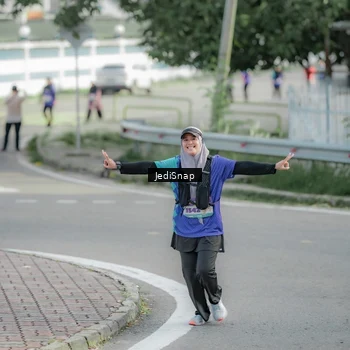 Runner Photo 8334948