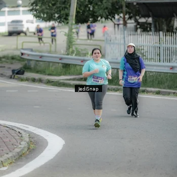 Runner Photo 8334958