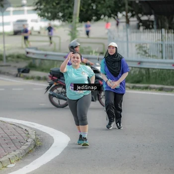 Runner Photo 8334990