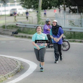 Runner Photo 8334997