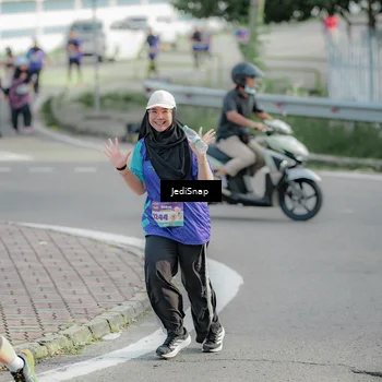 Runner Photo 8335008