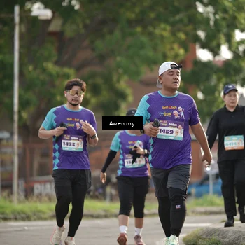 Runner Photo 8335066