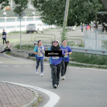 Runner Photo 8335091