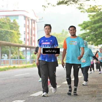 Runner Photo 8335100
