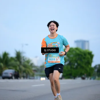 Runner Photo 8335106