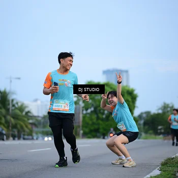 Runner Photo 8335119