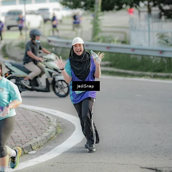 Runner Photo 8335120