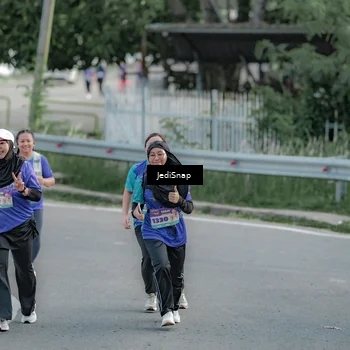 Runner Photo 8335131