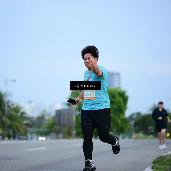 Runner Photo 8335145