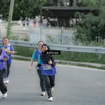 Runner Photo 8335146